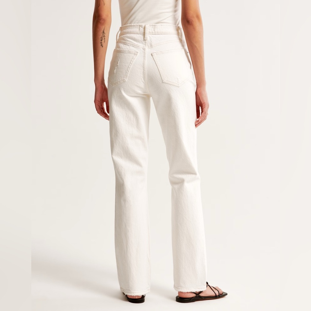 Abercrombie and Fitch 90s Straight Ultra high rise cream jeans, 25 0R